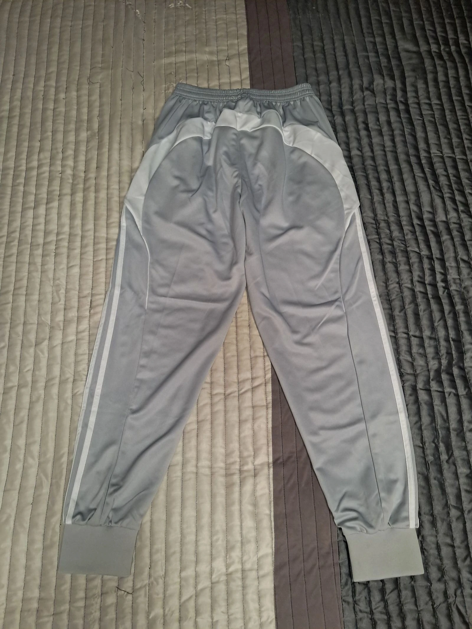 Real Madrid Tracksuit 25/26 - Full Set - Size M – photo 16